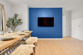 Dinbnb Apartments l Free Parking l 5 Min From Torget l Nearby Coast I Newly Furnished